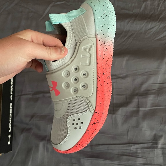 kids under armor shoes - Picture 4 of 5